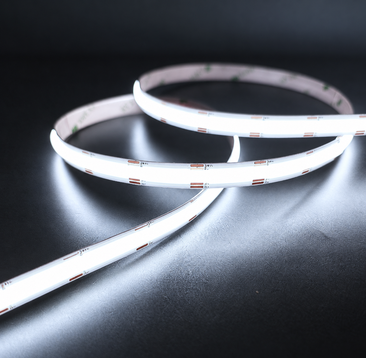 CCT CSP LED strip with cool light output